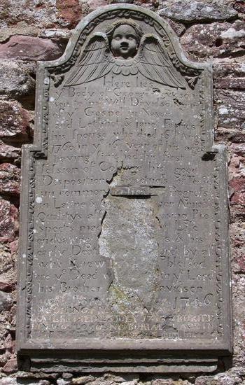 Monument to Davidsons